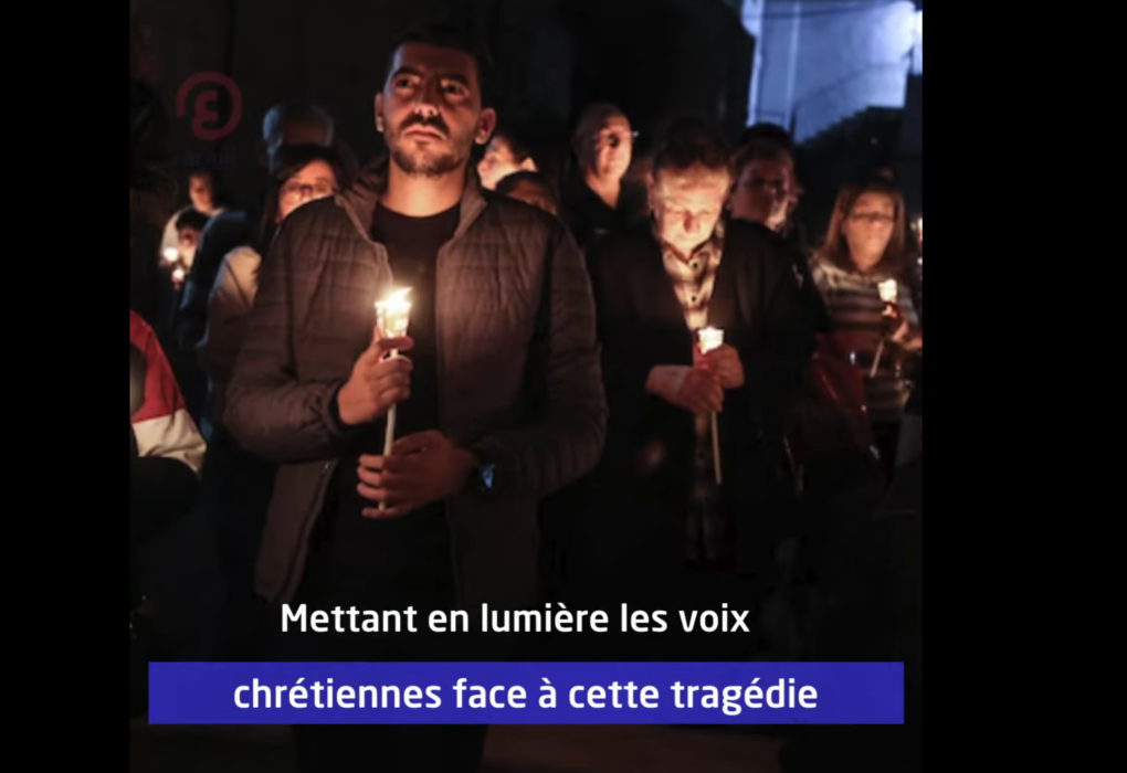 chrétiens palestiniens avec des bougies
